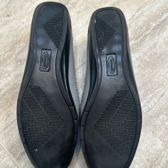 Dr. Scholl’s light gray double air-pillo insoles – size 10 M - Picture 8 of 8